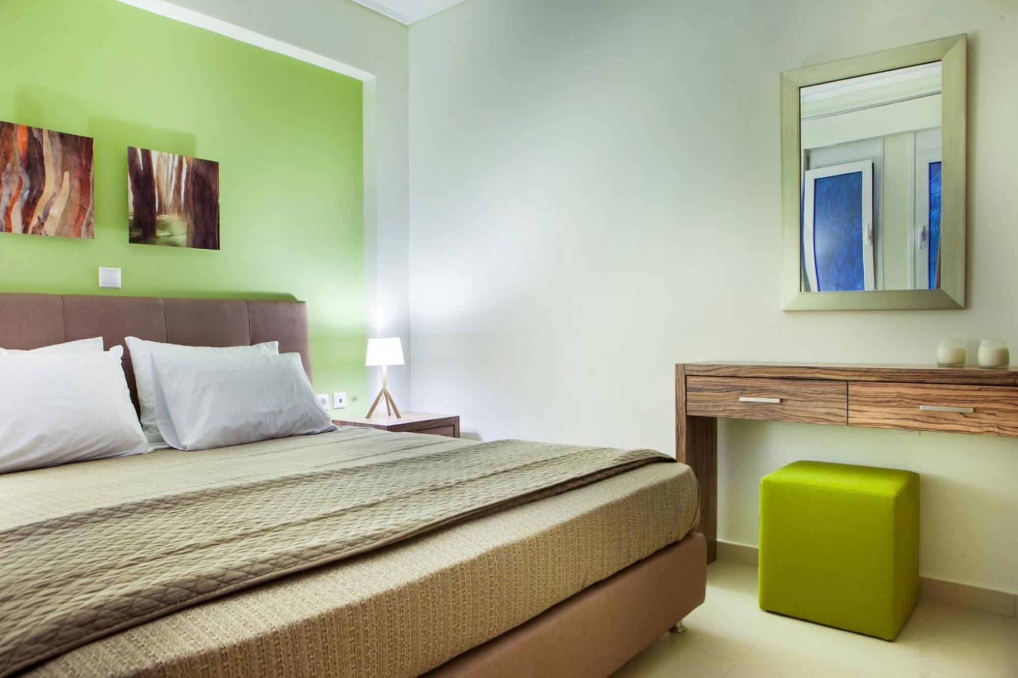 Meliti Waterfront Suites Karavomylos Bagian luar foto