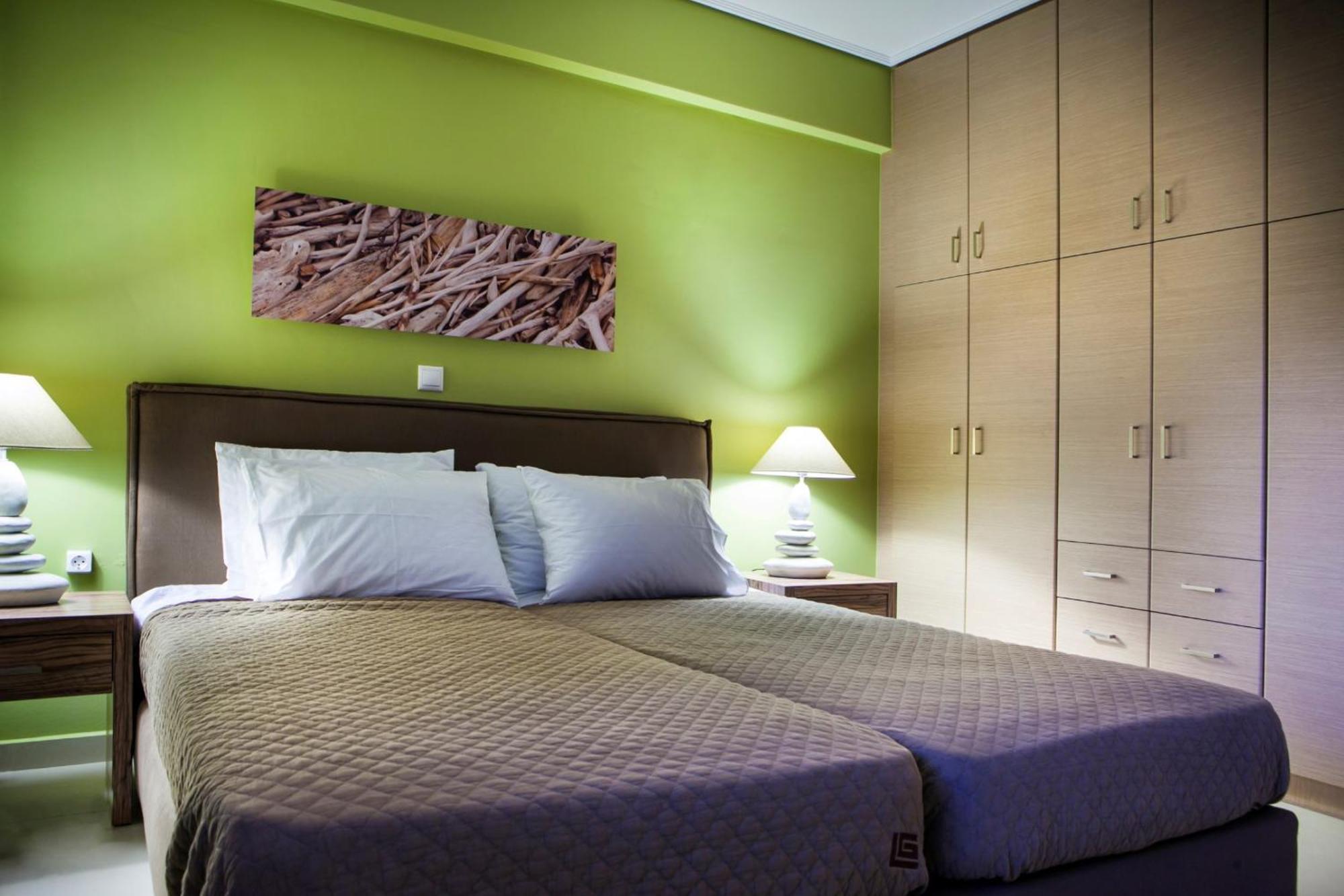 Meliti Waterfront Suites Karavomylos Bagian luar foto