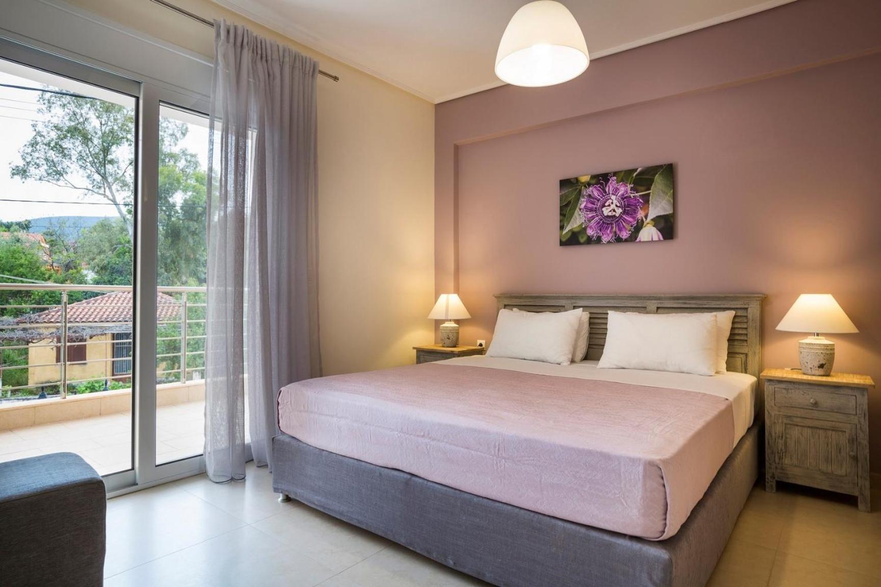 Meliti Waterfront Suites Karavomylos Bagian luar foto