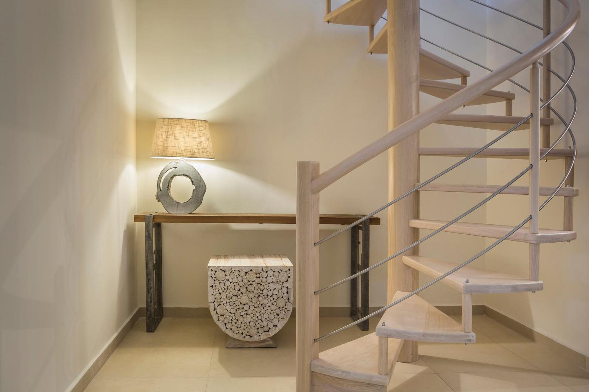 Meliti Waterfront Suites Karavomylos Bagian luar foto
