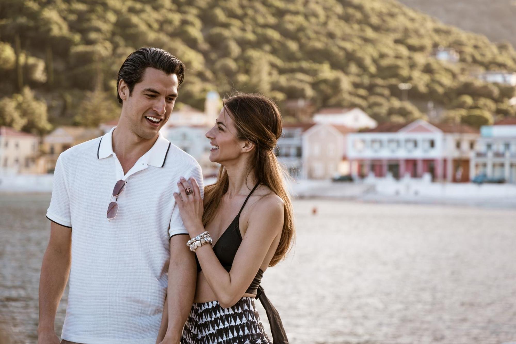 Meliti Waterfront Suites Karavomylos Bagian luar foto